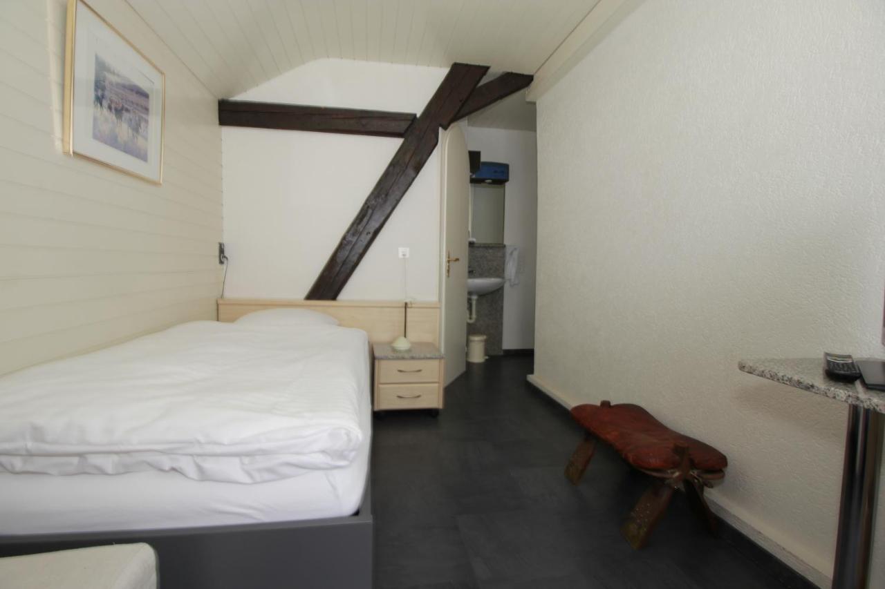 Hotel Hippel Krone Kerzers
